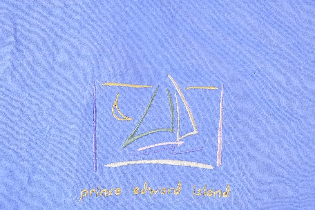 Vintage 1990s Prince Edward Island Souvenir Sailboat Theme T-Shirt