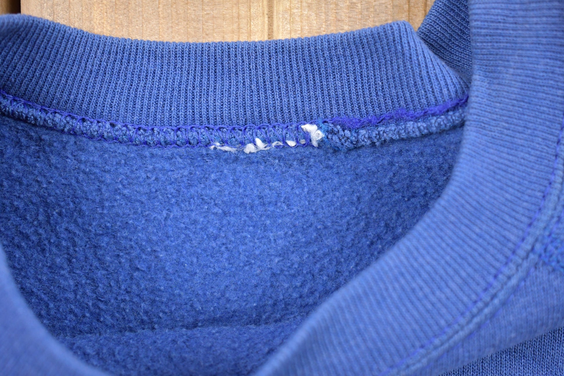 Vintage 1980s Blank Raglan Crewneck Sweatshirt