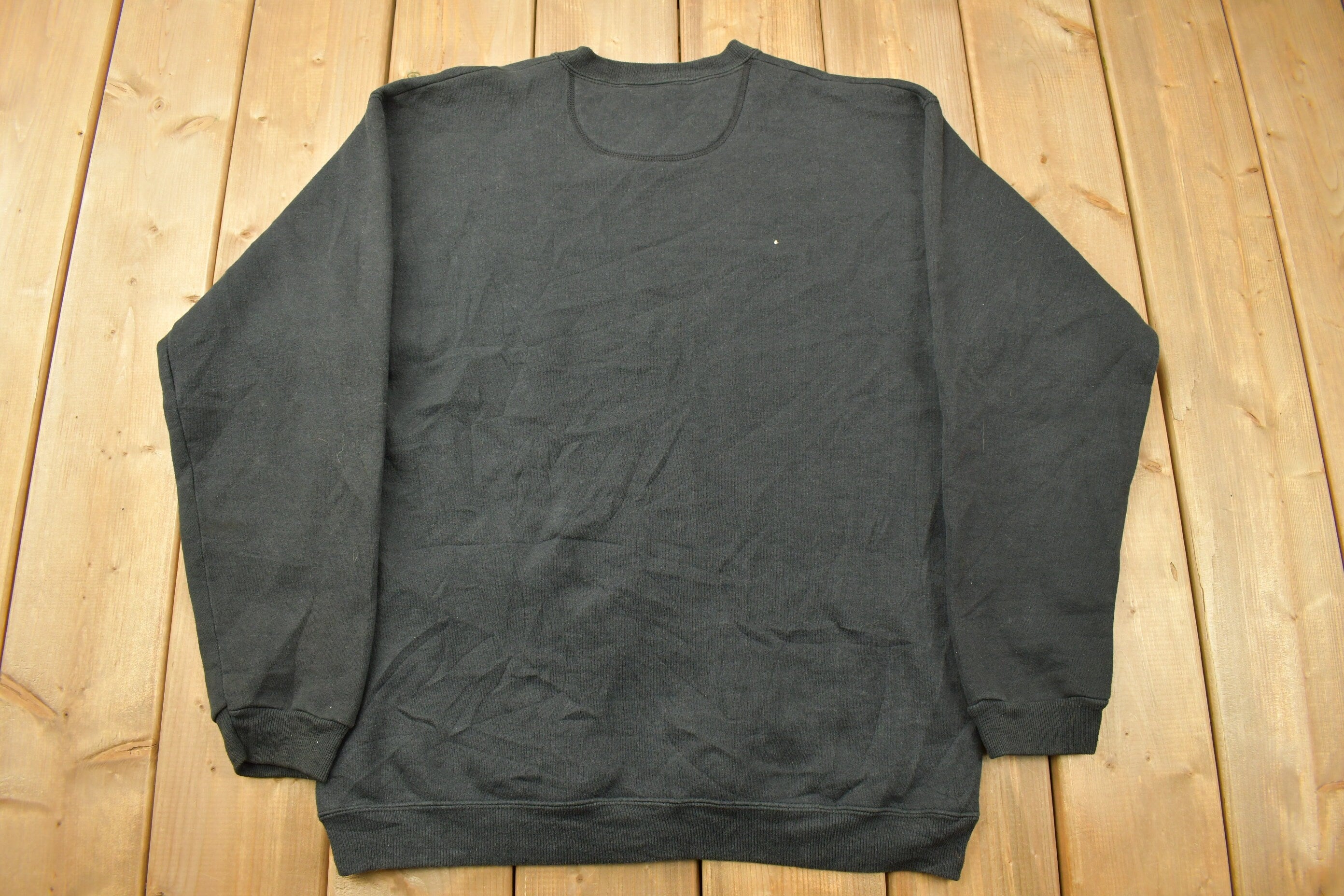 Vintage 1990s Hanes Blank Black Crewneck Sweatshirt