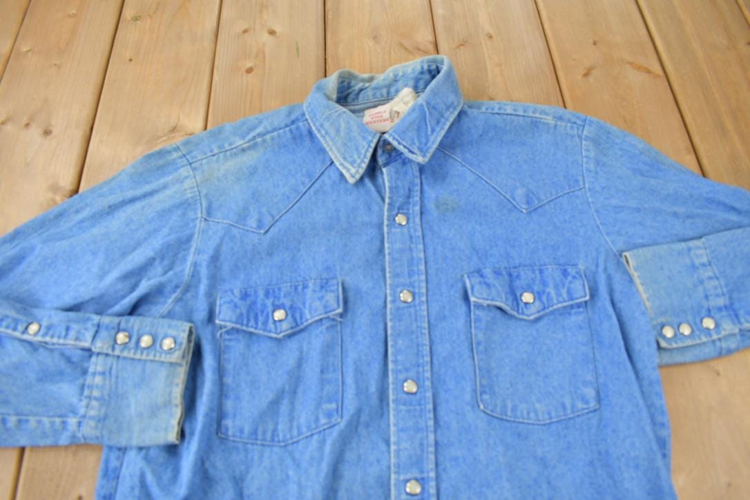 Vintage 1990s Saddle King Western Denim South Western Style Pearl Snap Button Up Rodeo Shirt