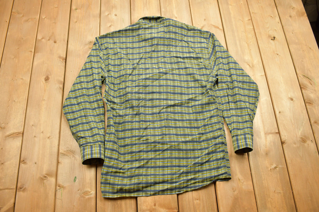 Vintage 1990s Green Plaid Flannel Button Up Shirt