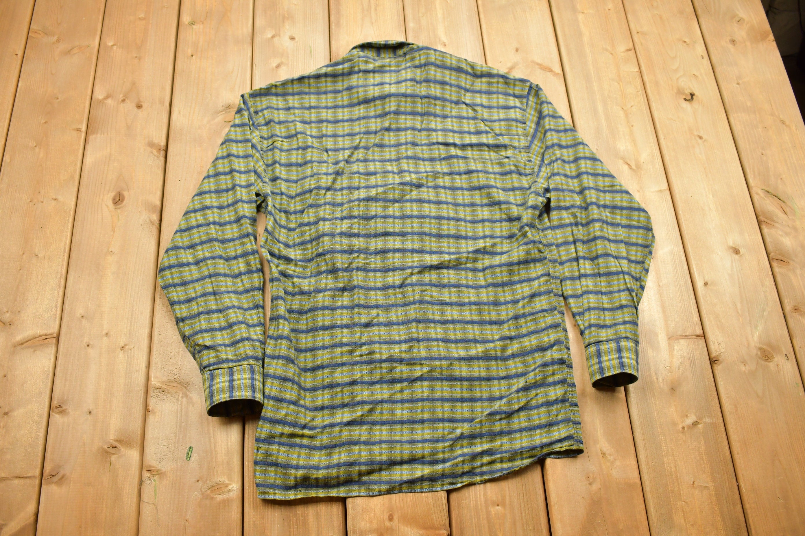 Vintage 1990s Green Plaid Flannel Button Up Shirt