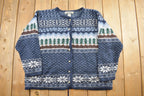 Vintage 1990s festive Cable Knit Button up Crewneck Sweater