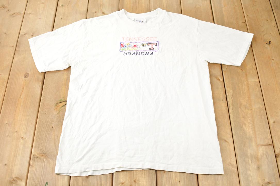 Vintage 1990s Tennessee Grandma Embroidered T Shirt