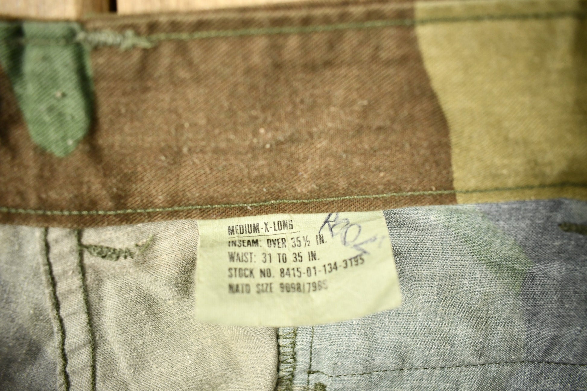 Vintage 2001 Military Woodland Camouflage Cargo Pocket Pants Size 34 x 33