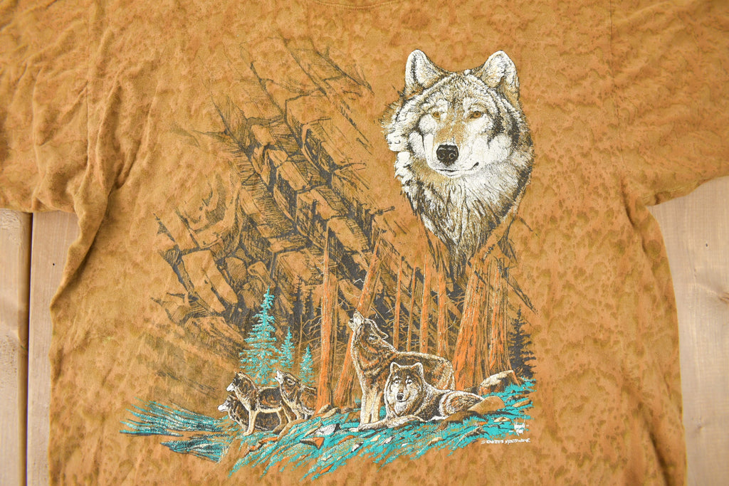 Vintage 1990s Wolf Theme Tie Dye Graphic T-Shirt Made In USA Size L