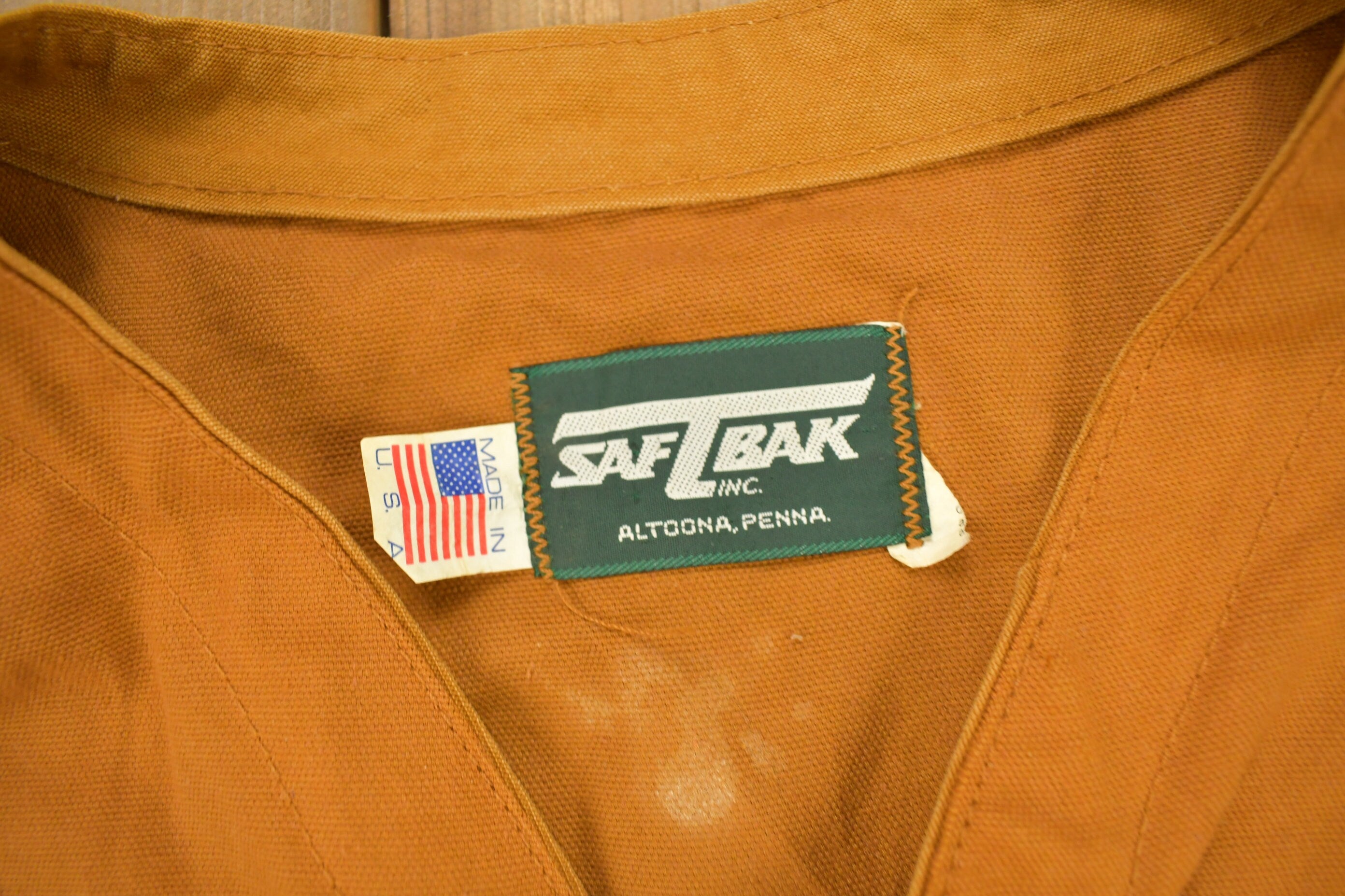Vintage 1970s Saf T Bak Hunting Vest
