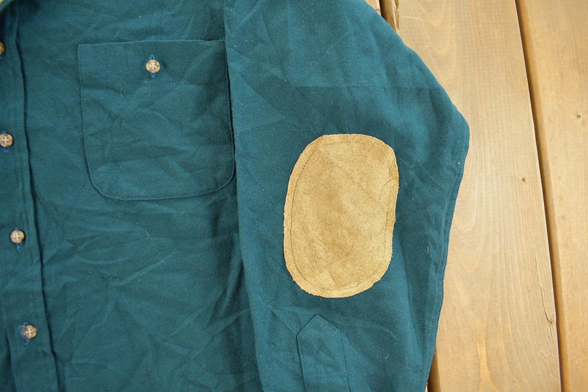 Vintage 1980s Pendleton Wool Flannel Button Up Shirt Men's XL / 80s Button Up / Vintage Pendleton / True Vintage / Outdoors / Elbow Patch