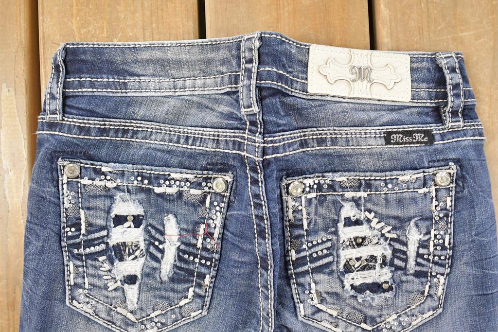 Vintage Deadstock Y2K Miss Me Bedazzled Low Rise Jeans Women's Size 26x31