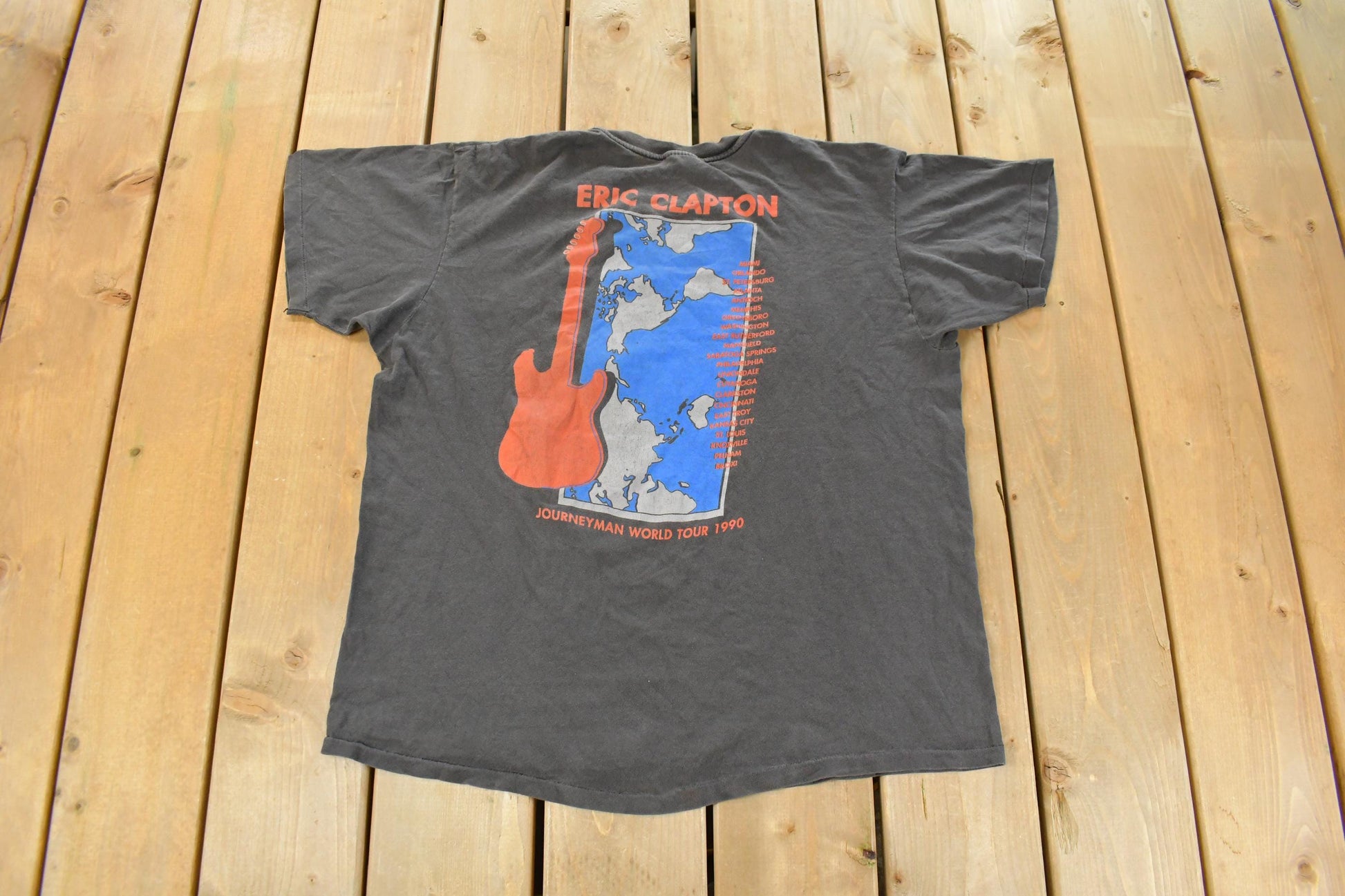 Vintage 1990 Eric Clapton Journeyman World Tour Band T-Shirt Men's XL / Band Tee / Single Stitch / Made in USA / Music Promo / 90s Tee