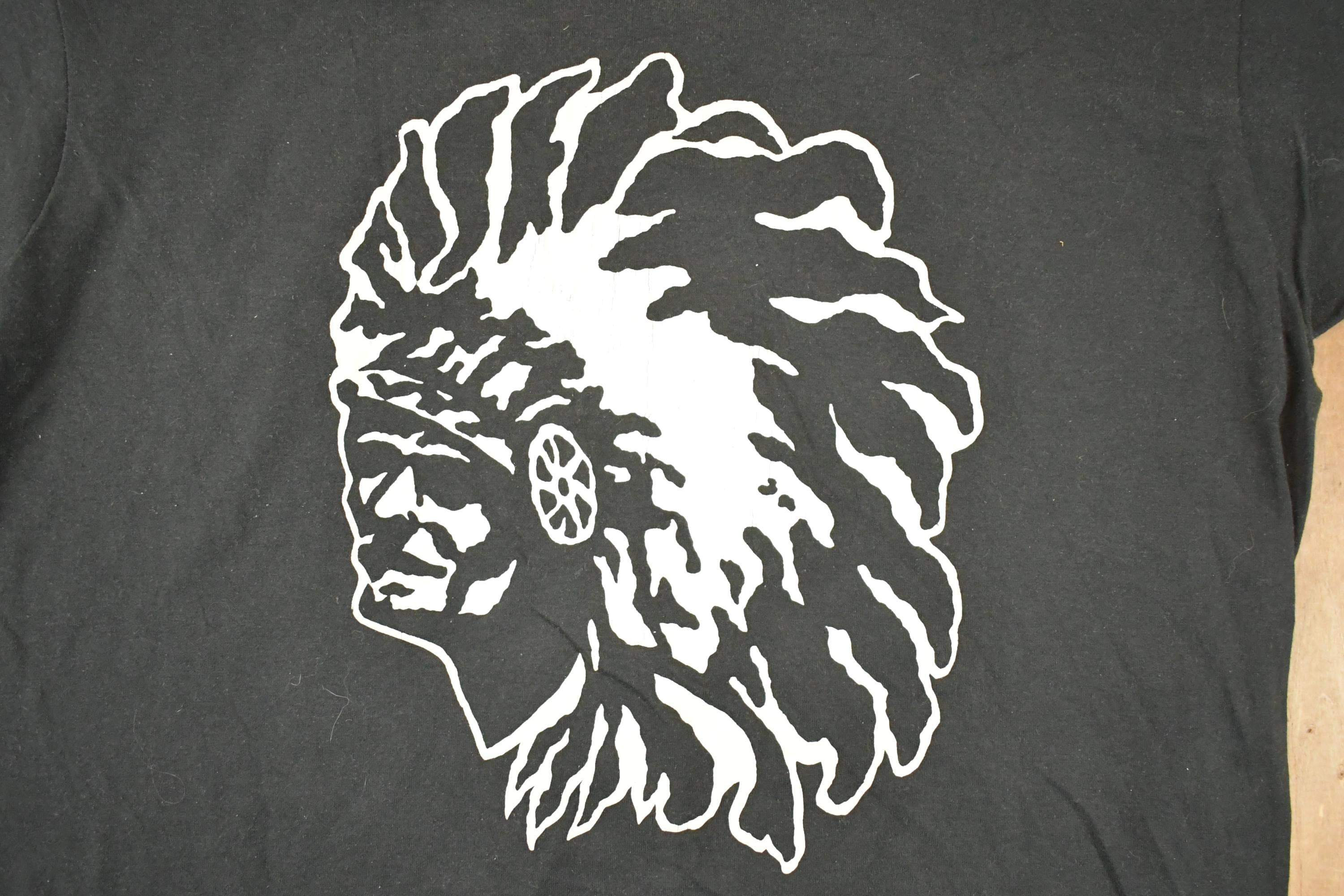 Vintage 1990s Screen Stars Best OSSEO Souvenir Aztec T-Shirt Men's L