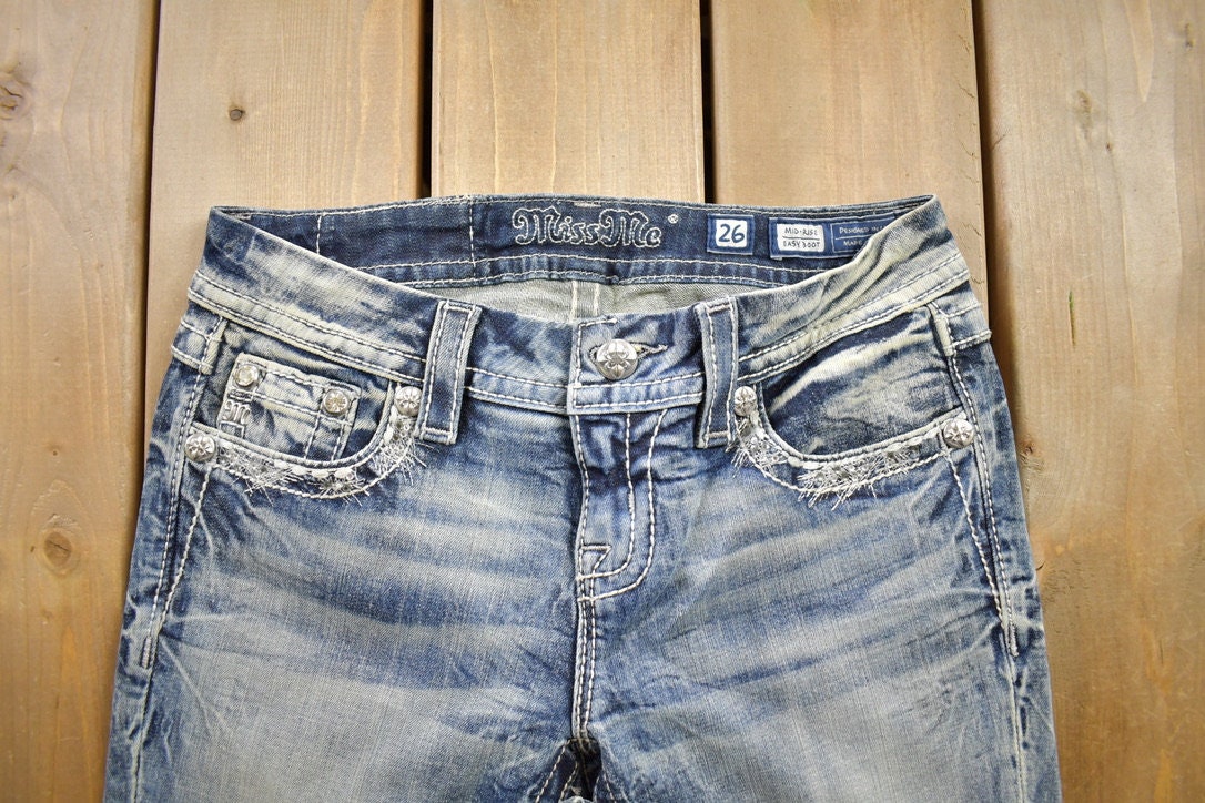 Vintage Y2K Miss Me Bedazzled Low Rise Jeans Size 26x31