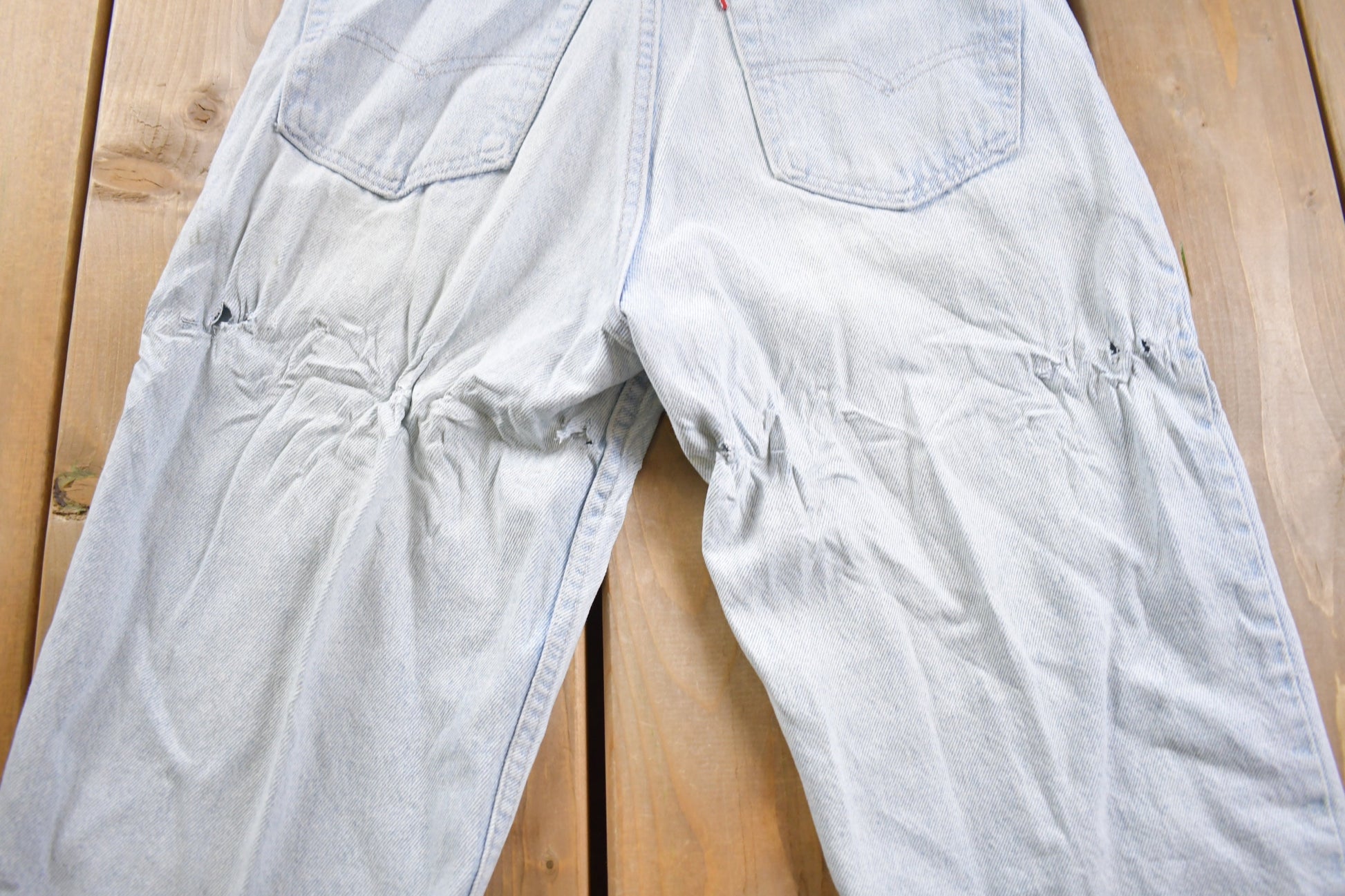 Vintage 1980s Levi 550s Red Tab Jeans Size 32 x 30