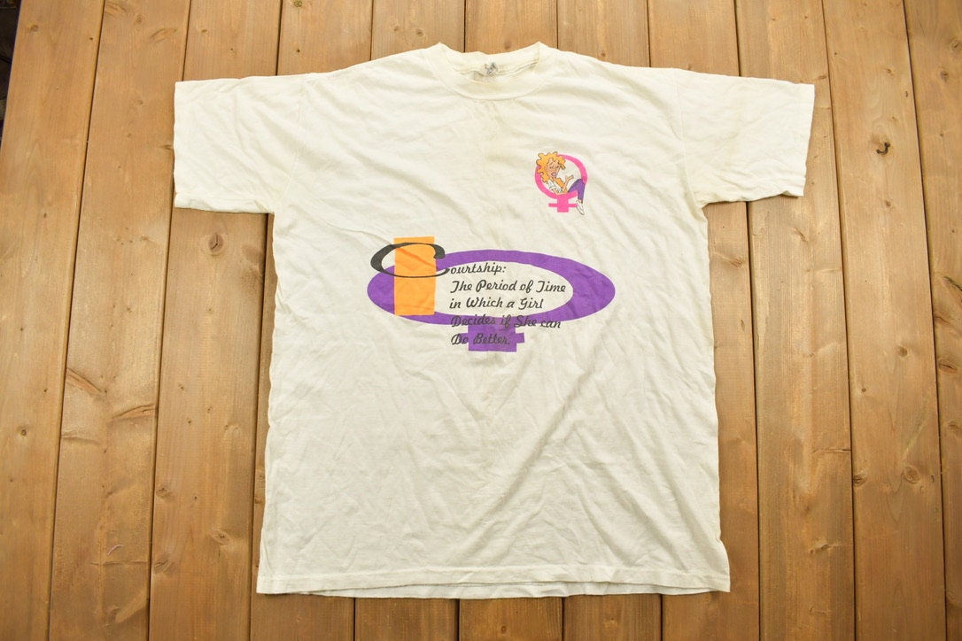 Vintage 1990s Countship Funny Womans Graphic T-Shirt