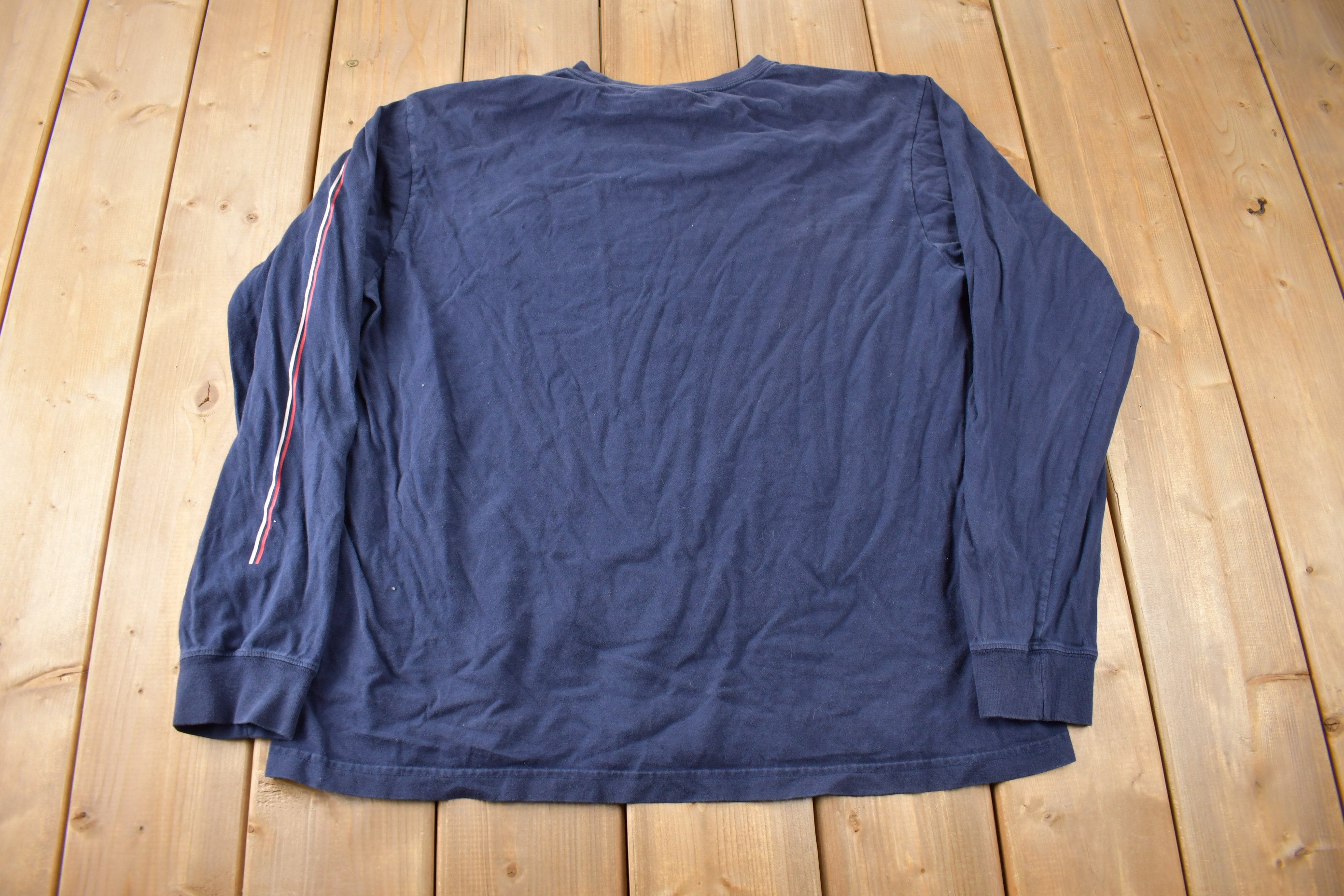 Vintage Y2K Tommy Hilfiger Long Sleeve Embroidered T Shirt Size Large