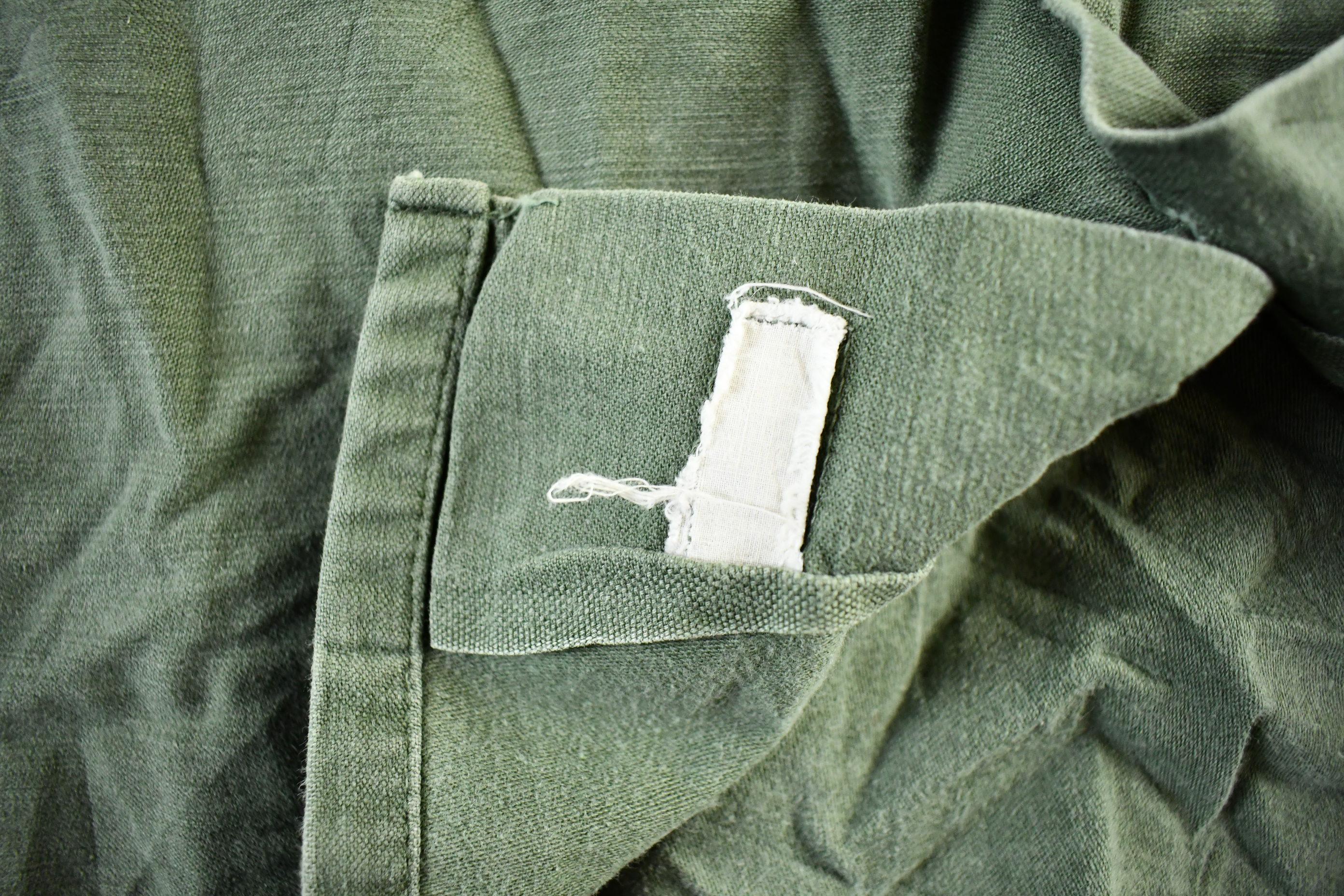 Vintage 1960s 1970s OG-107 Military Sateen Shirt Men's Large