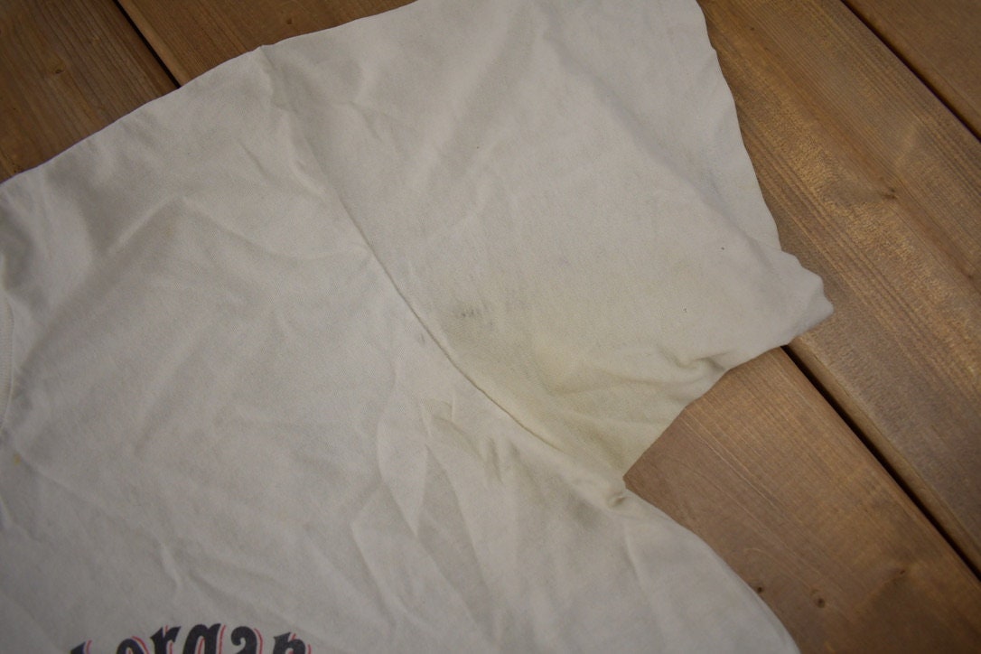 Vintage 1990s Original Spiced Rum Pirate Graphic Single Stitch T Shirt Made In USA