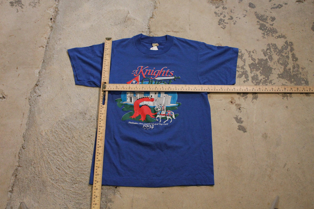 Vintage 1994 Knights Quest Day Camp Graphic T Shirt