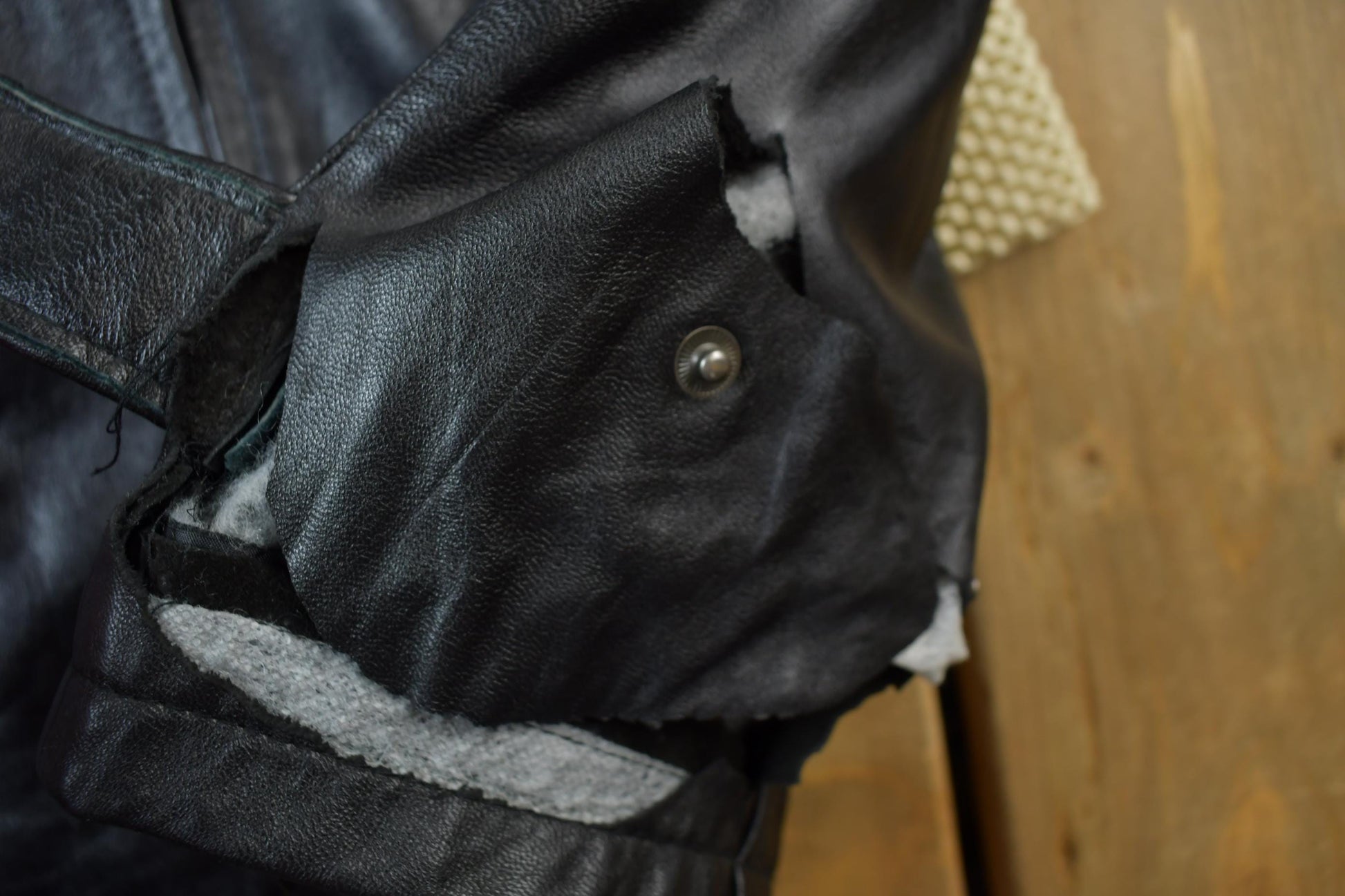 Vintage 1990s Chaps Leather Zip Up Jacket / Fall Outerwear / Leather Coat / Chaps Vintage / Streetwear Fashion / Biker Jacket / Ralph Lauren