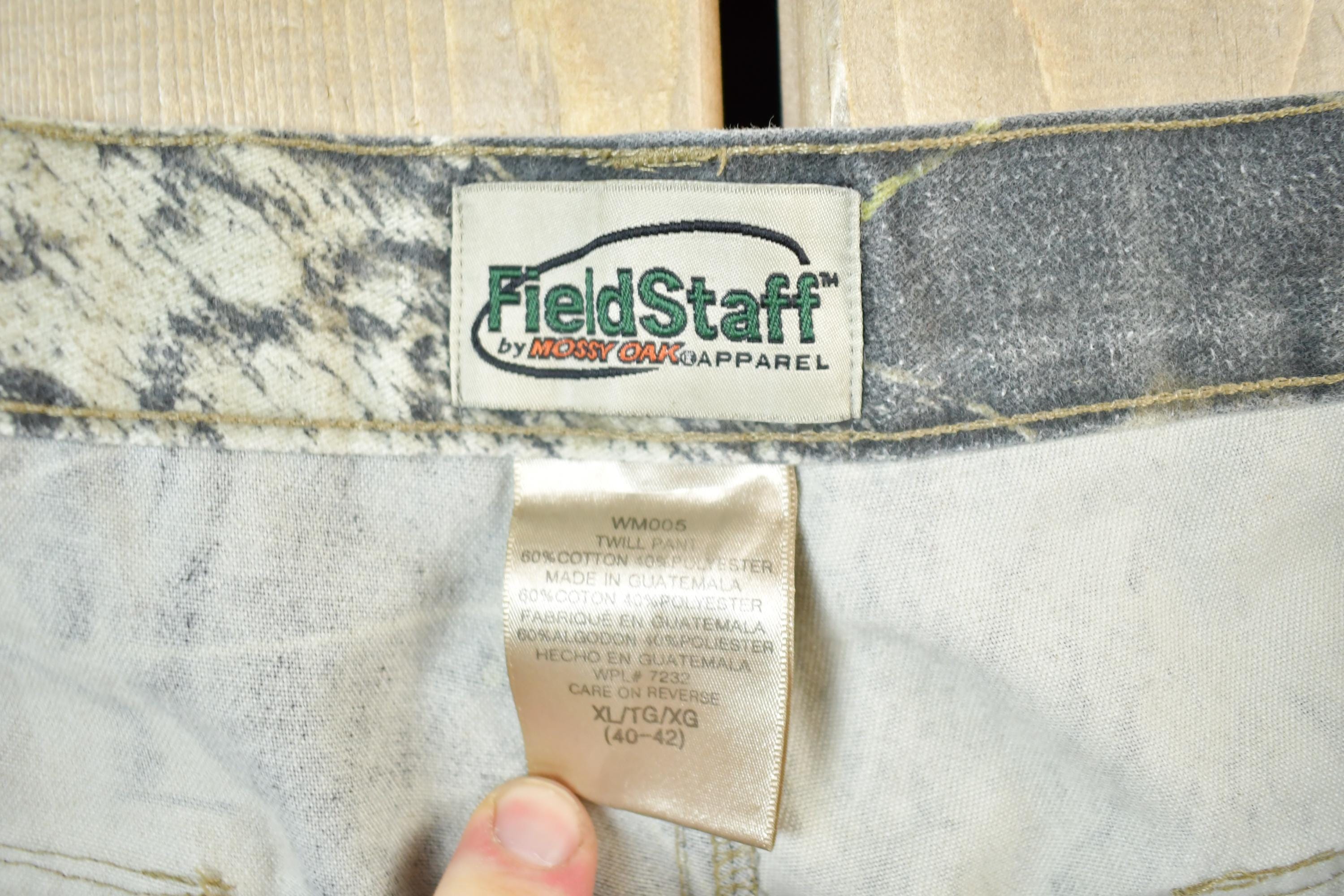 Vintage 1990s Realtree Camo Field Staff Cargo Track Pants
