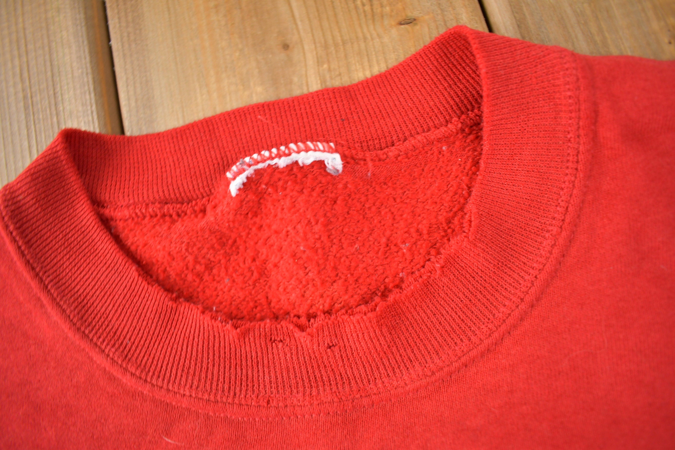 Vintage 1980s Gary's Guns Arnolds Park Iowa Crewneck Sweatshirt Made In USA