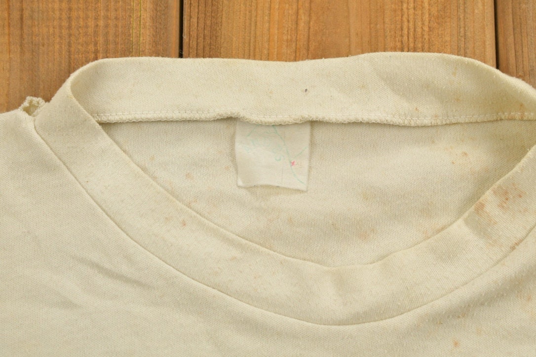 Vintage 1986 Philips Yacht Sailing Graphic T-Shirt