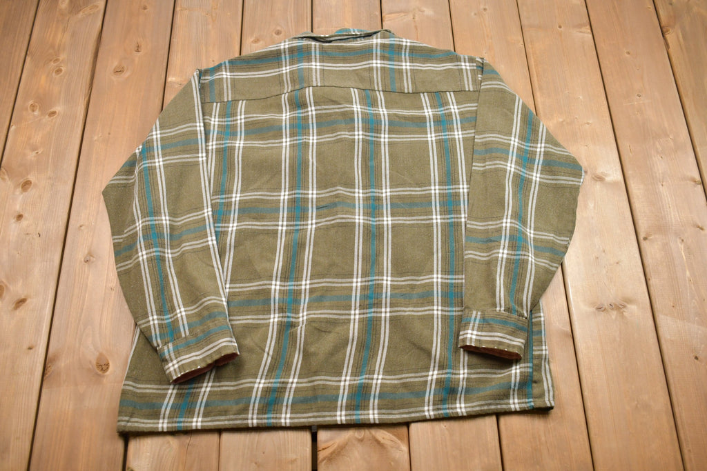 Vintage 1990s Van Heusen Lined Plaid Button Up Shirt