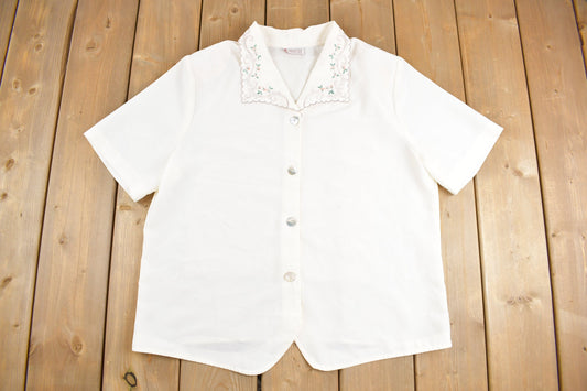 Vintage 1980s Lauren Lee Floral Collar Button Up Shirt / Casual Shirt / Formal Shirt / Cute / Beach Shirt / Summer Shirt