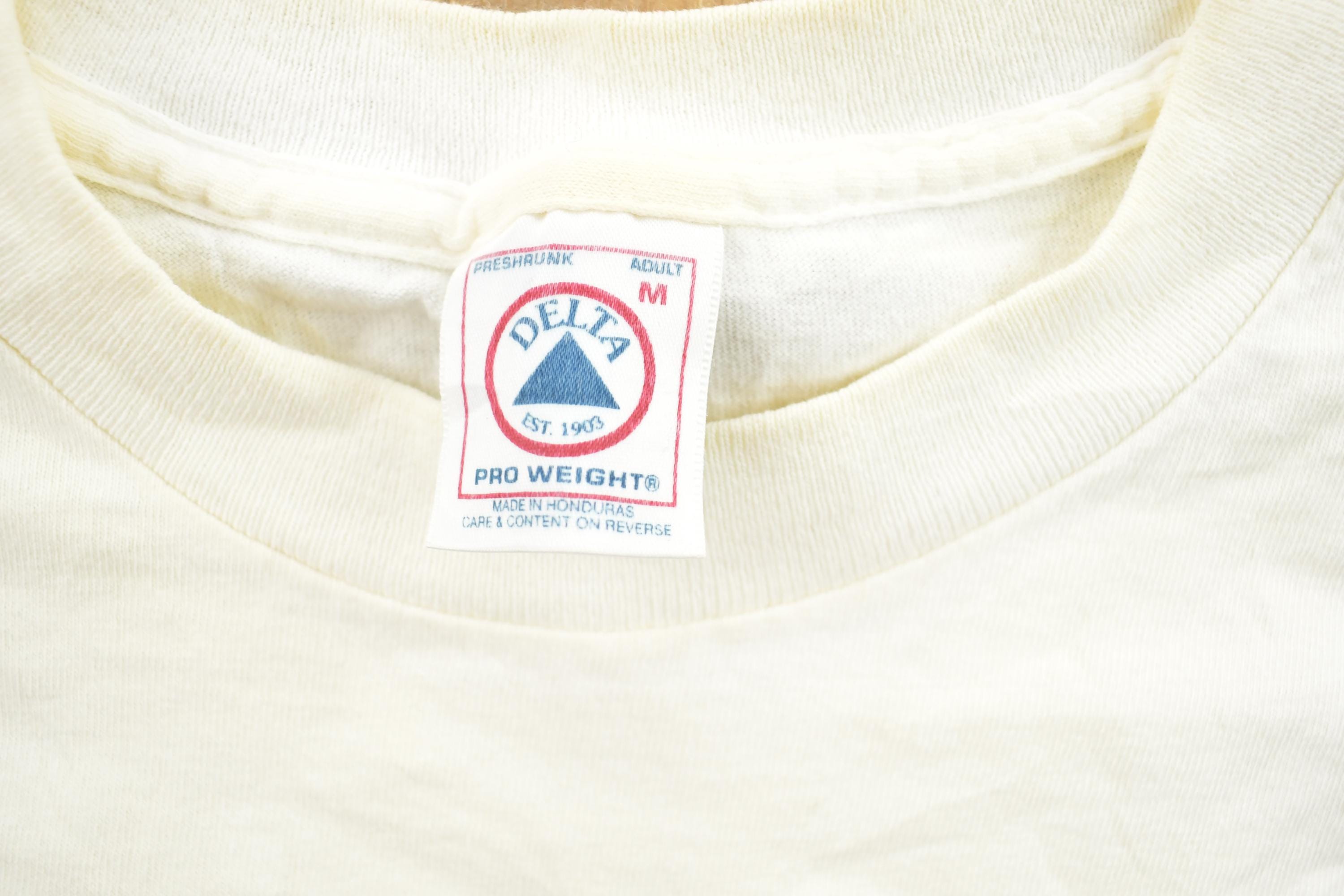Vintage 1990s Island Hoppin royal Majesty School Bus Souvenir T-Shirt