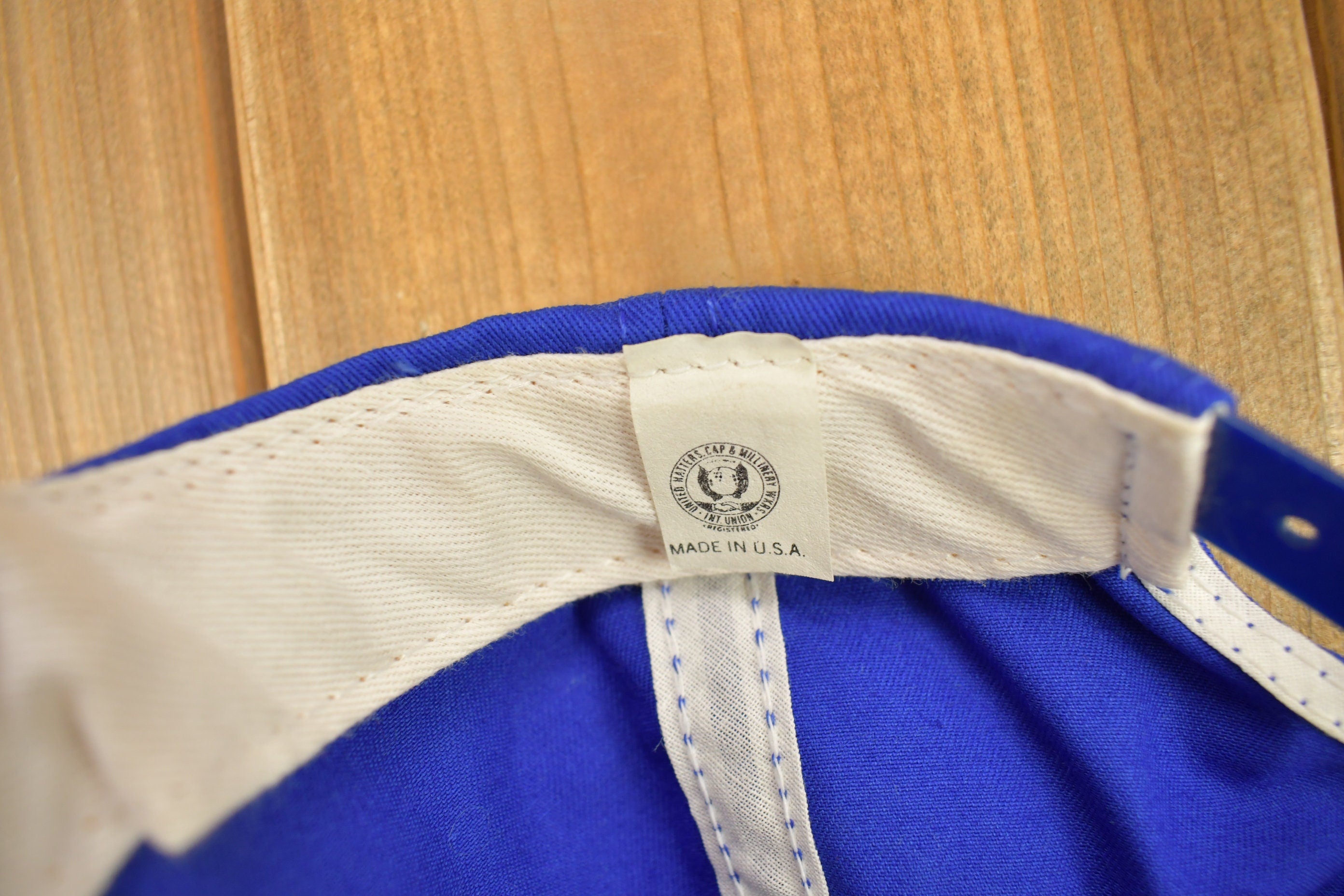 Vintage 1990s Texas Embroidered Snap Back Hat