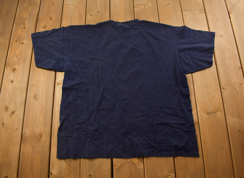 Vintage 1997 Field Day Graphic T Shirt