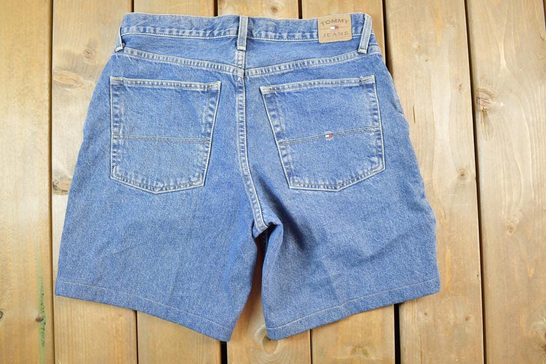 Vintage Y2K Tommy Jeans Denim Jean Shorts 33 x 8