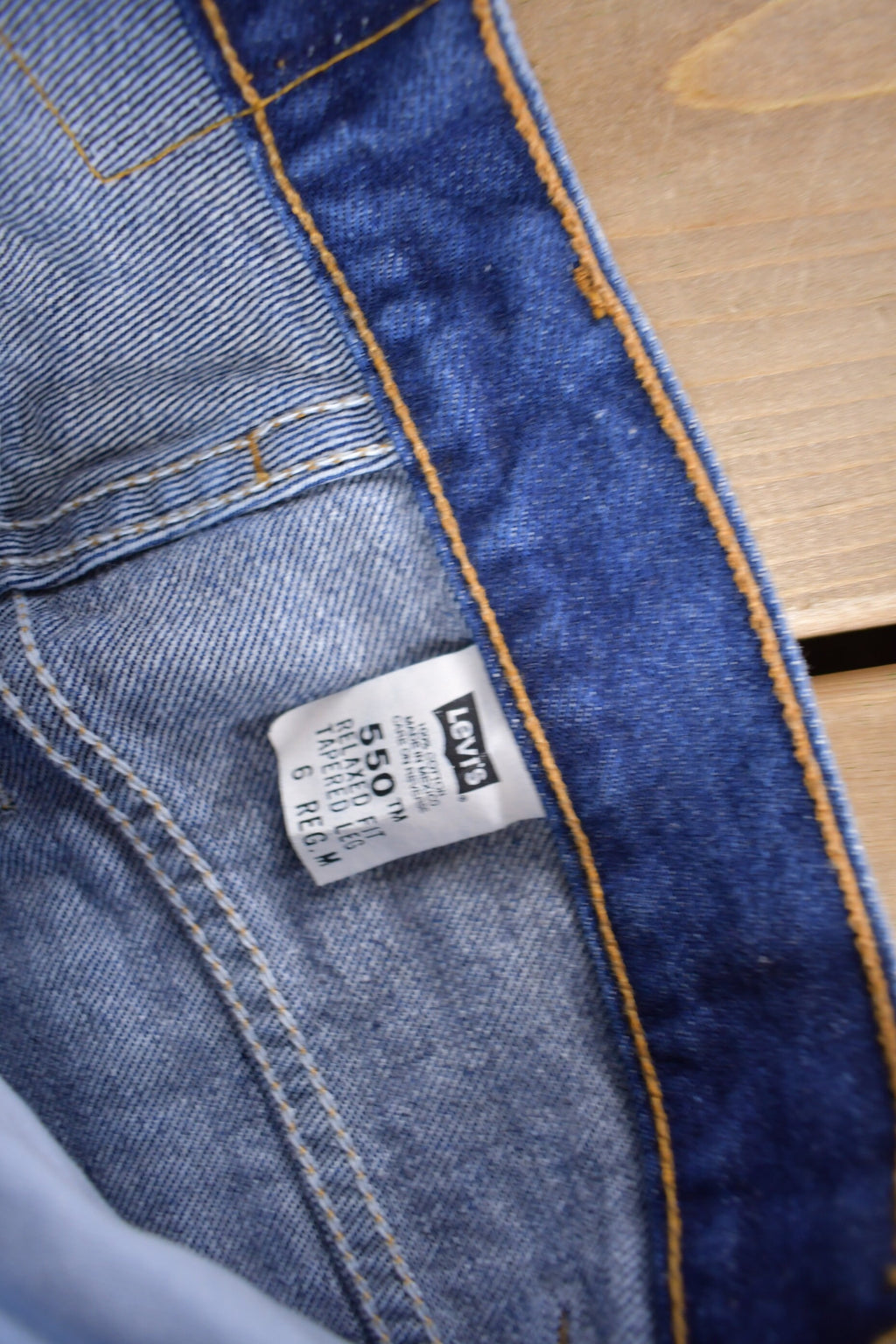 Vintage 1990s Levi's 550 Indigo Jeans Size 28 x 30