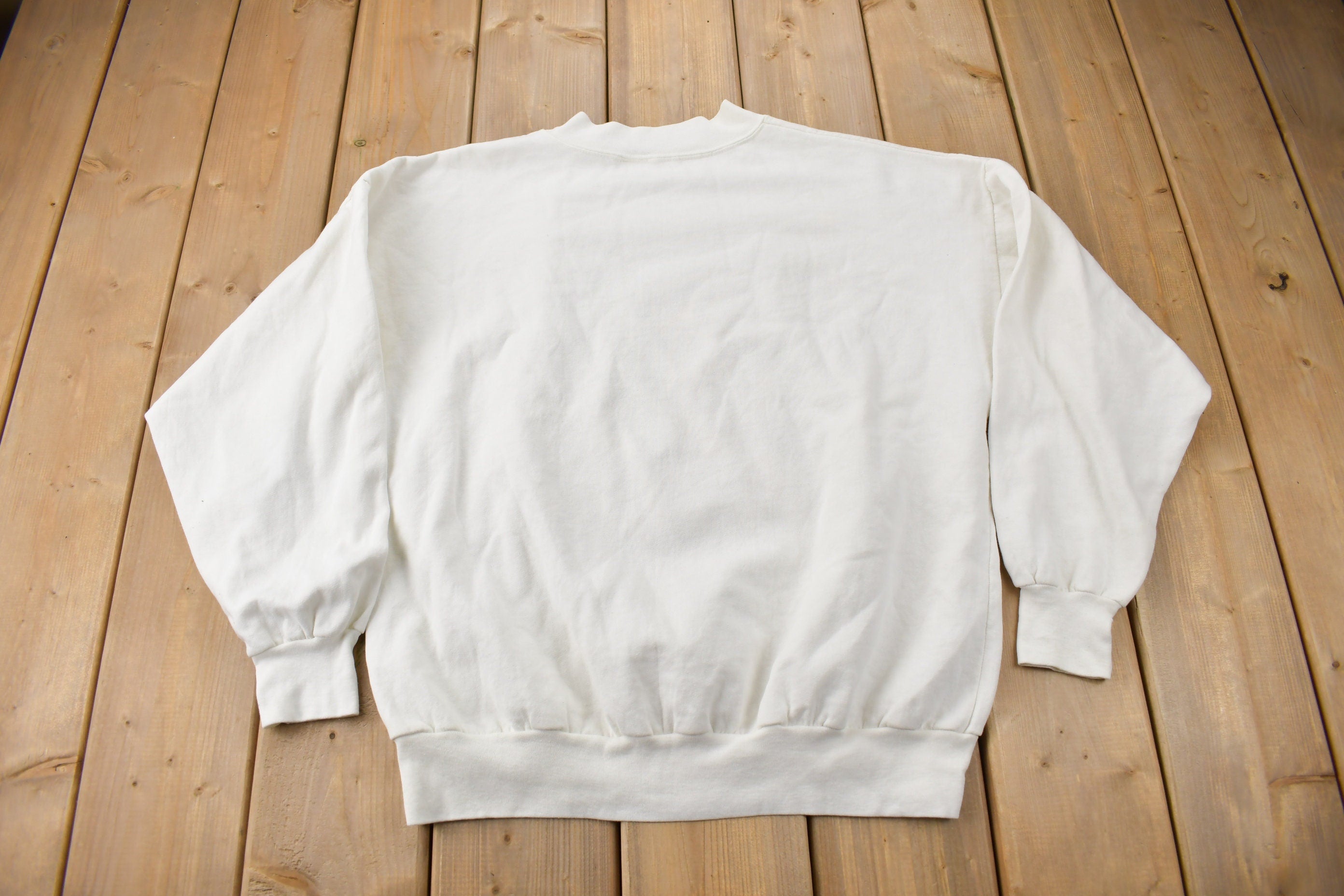Vintage 1990 Bart Simpson Christmas Graphic Crewneck Sweatshirt /