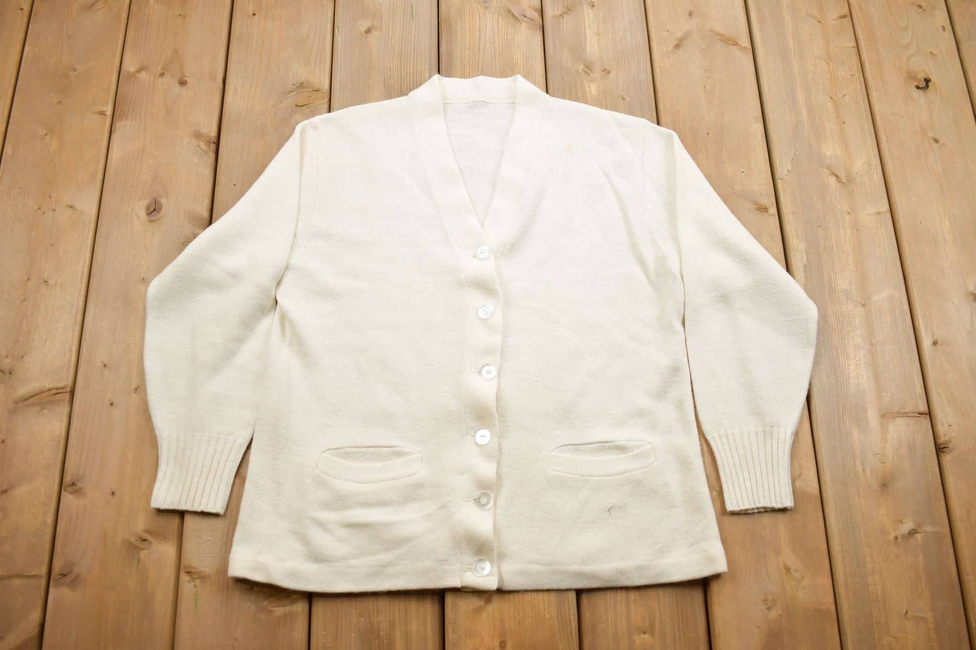 Vintage 1990s Blank Knitted Cardigan Sweater