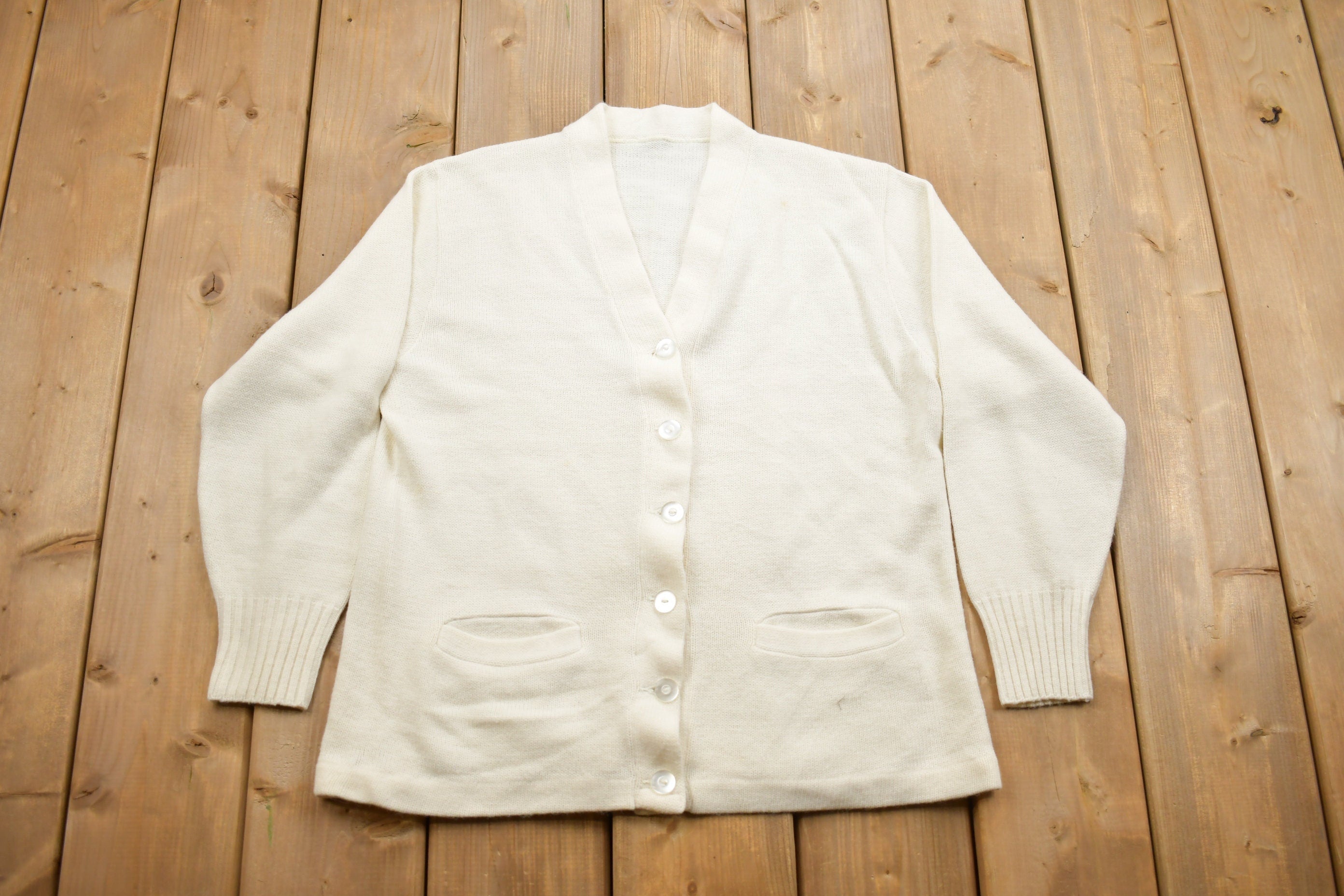 Vintage 1990s Blank Knitted Cardigan Sweater