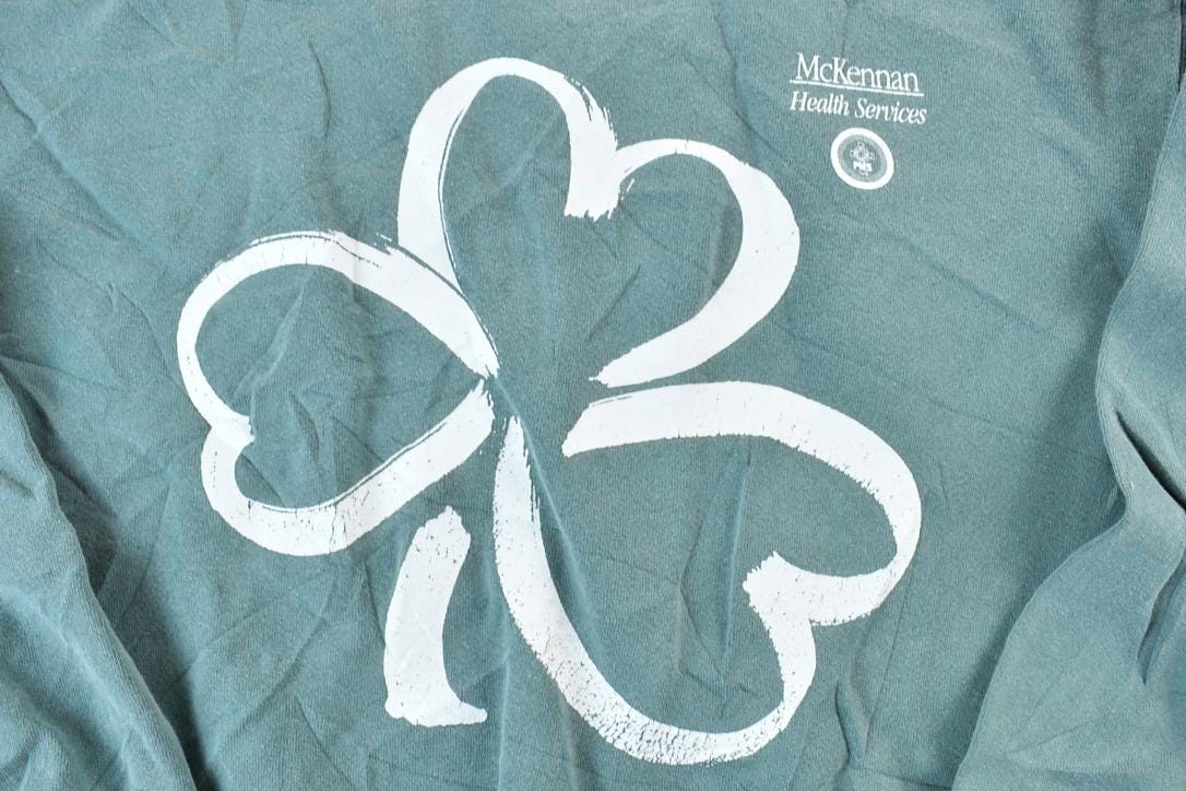 Vintage 1990s Mckennan Health Services Souvenir Crewneck Sweatshirt