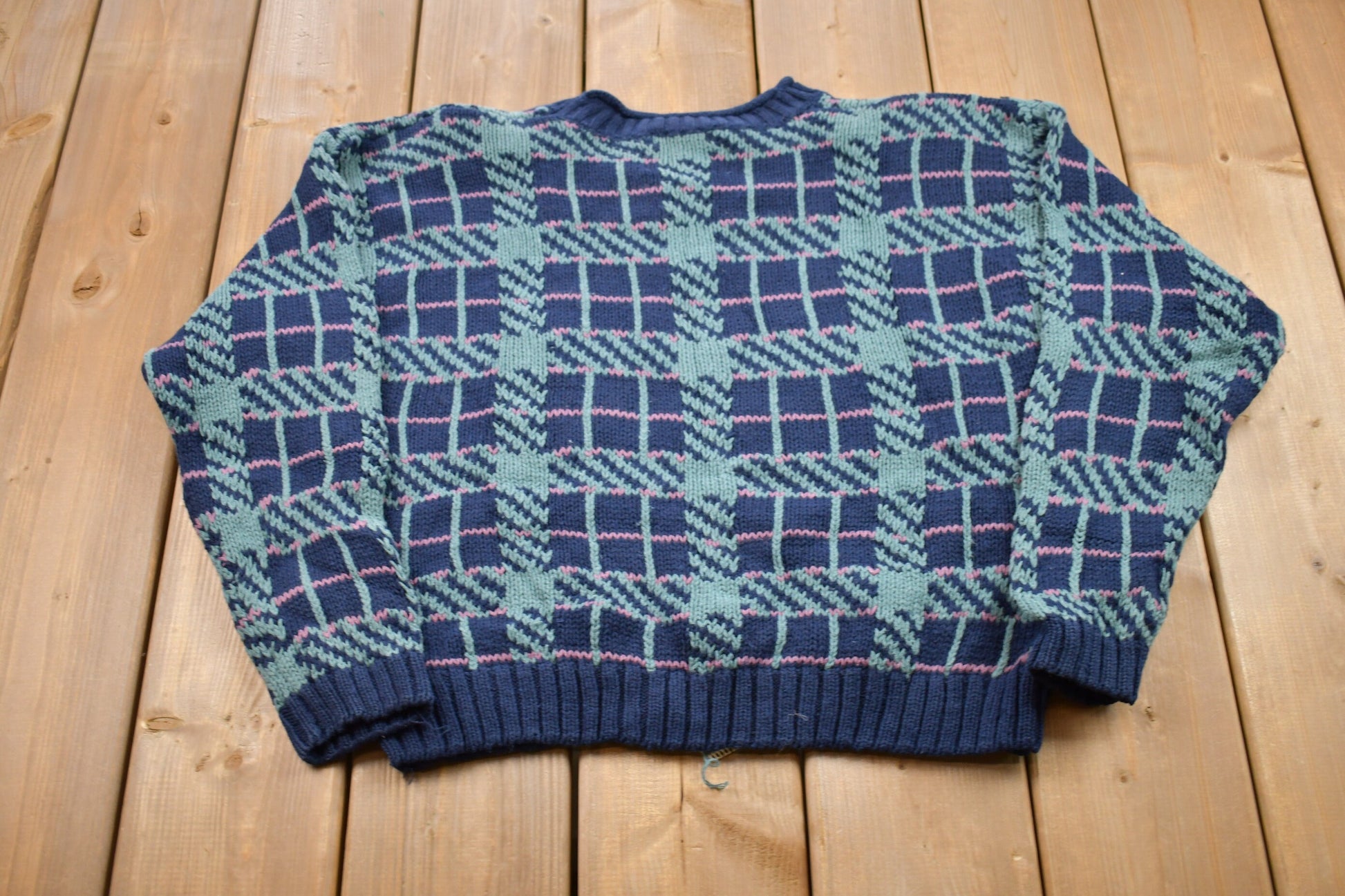 Vintage 1990s Christopher Banks Ice Skating Scene Knit Crewneck Sweater