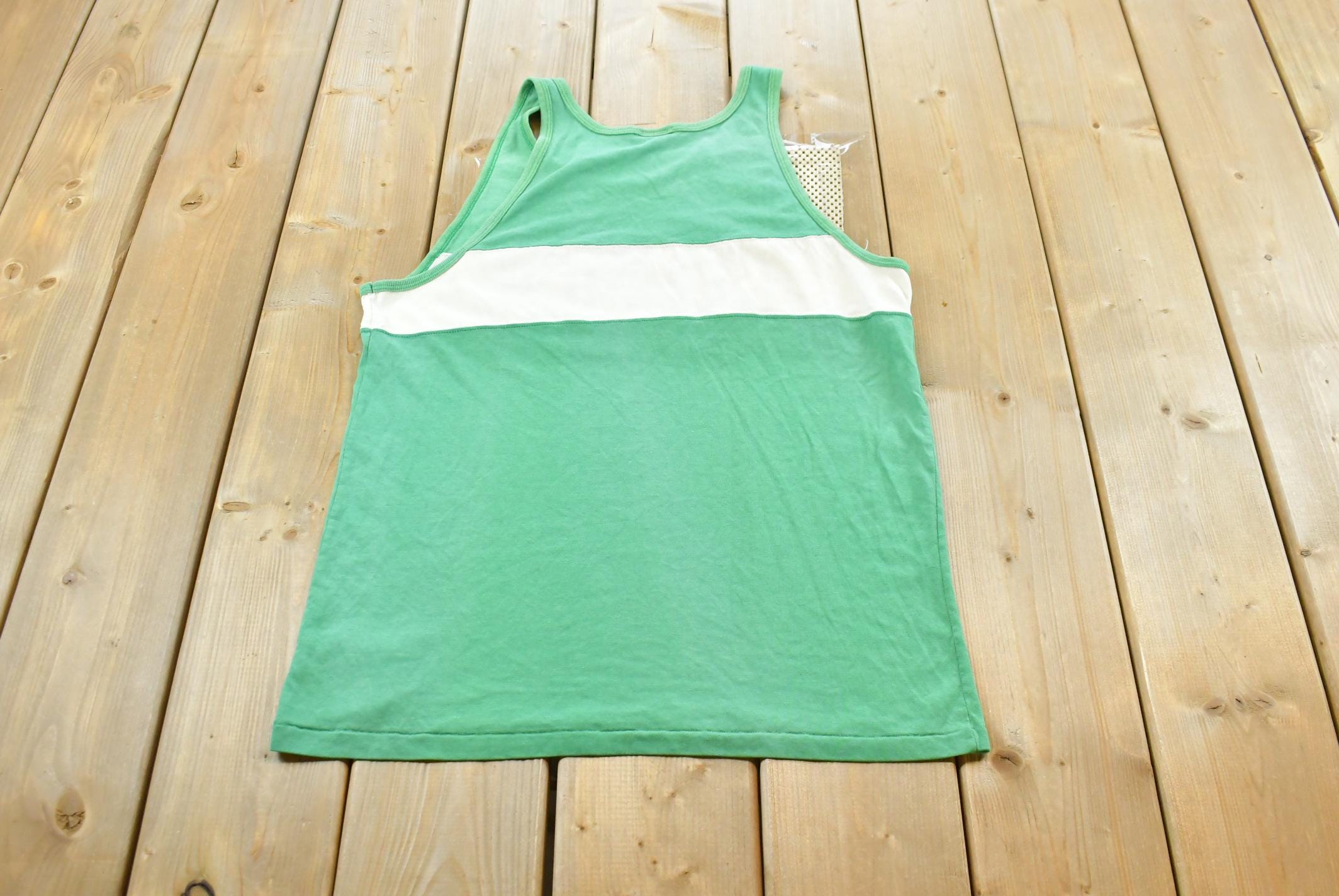 Vintage 1990s Boston Celtics NBA Basketball Nutmeg Mills Graphic Tank Top T-Shirt Mens M