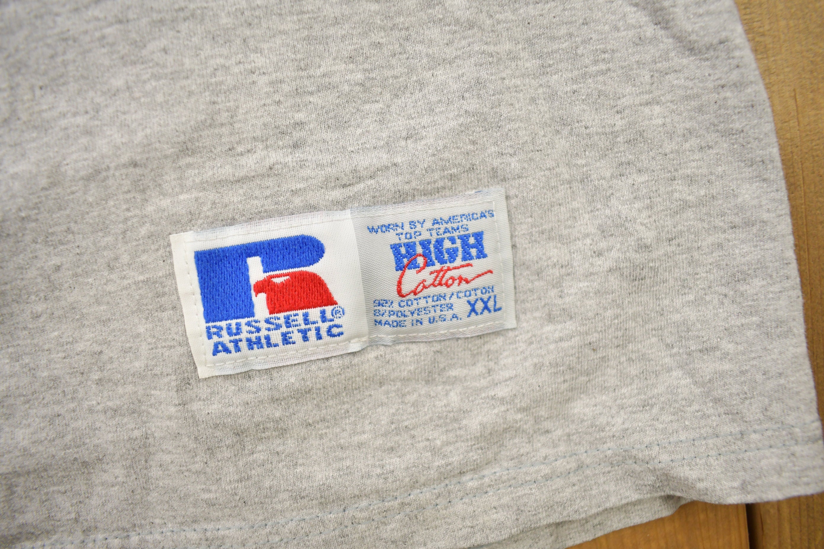 Vintage 1990s Green Bay Packers NFL Russell Athletics Embroidered T-Shirt