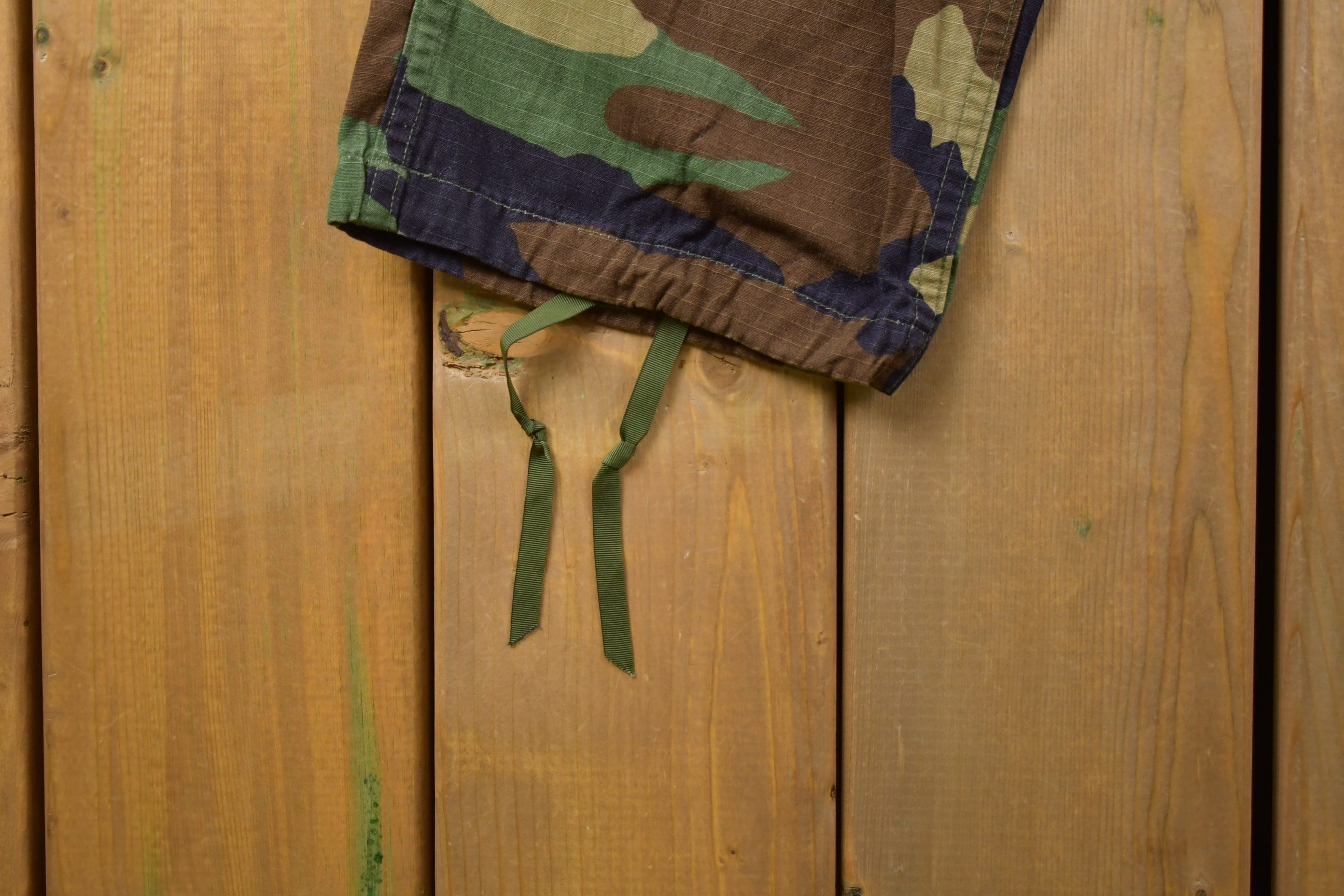 Vintage 1990s Army Camouflage Cargo Pants Size 32 x 30