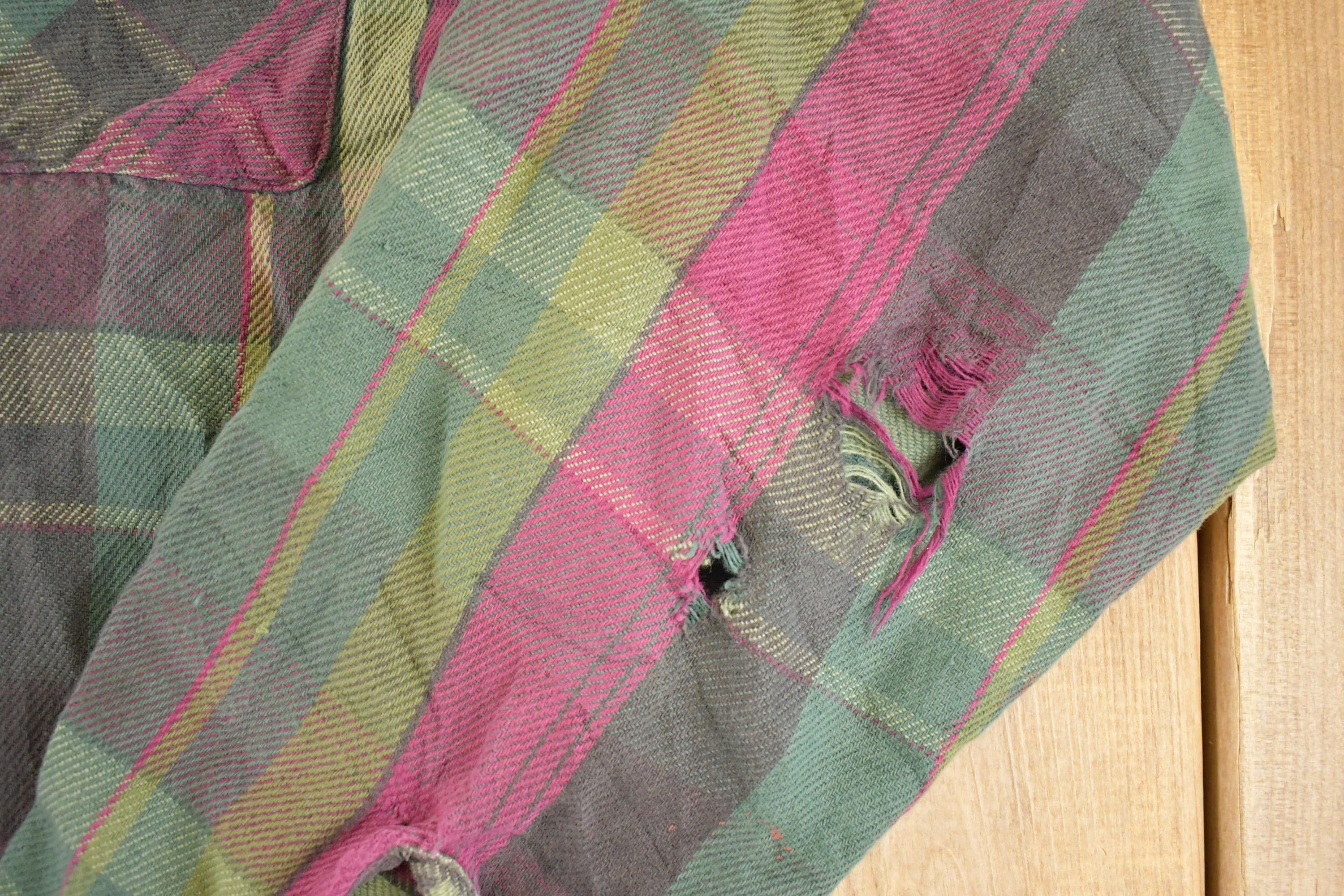 Vintage 1990s Five Brother Thrashed Plaid Button Up Shirt Men's L / 90's Rugged Polo