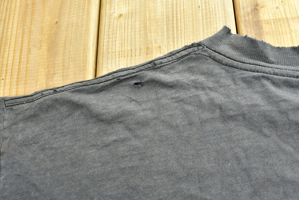 Vintage 90's 26Red Illegal Alien Skate T-Shirt