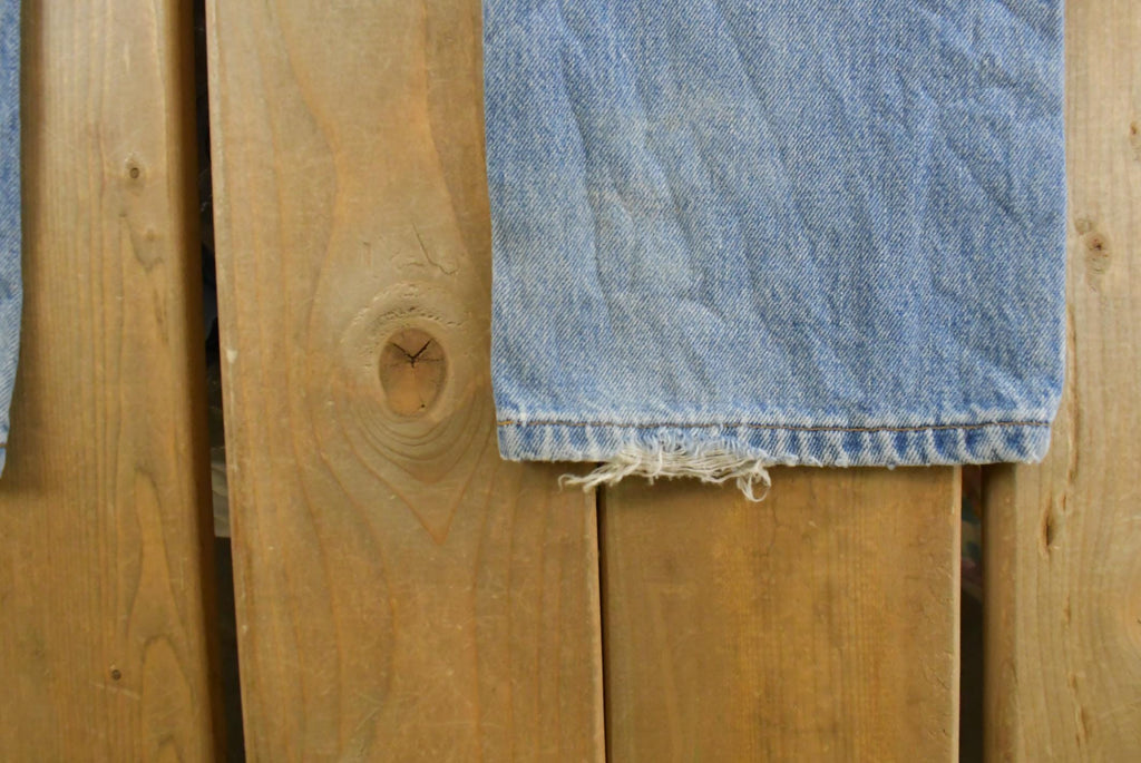 Vintage 1990s Levi's Distressed 505 Regular Straight Denim Jeans Men's 33 x 32 / 90s Levi's / Classic Americana / Made in Canada