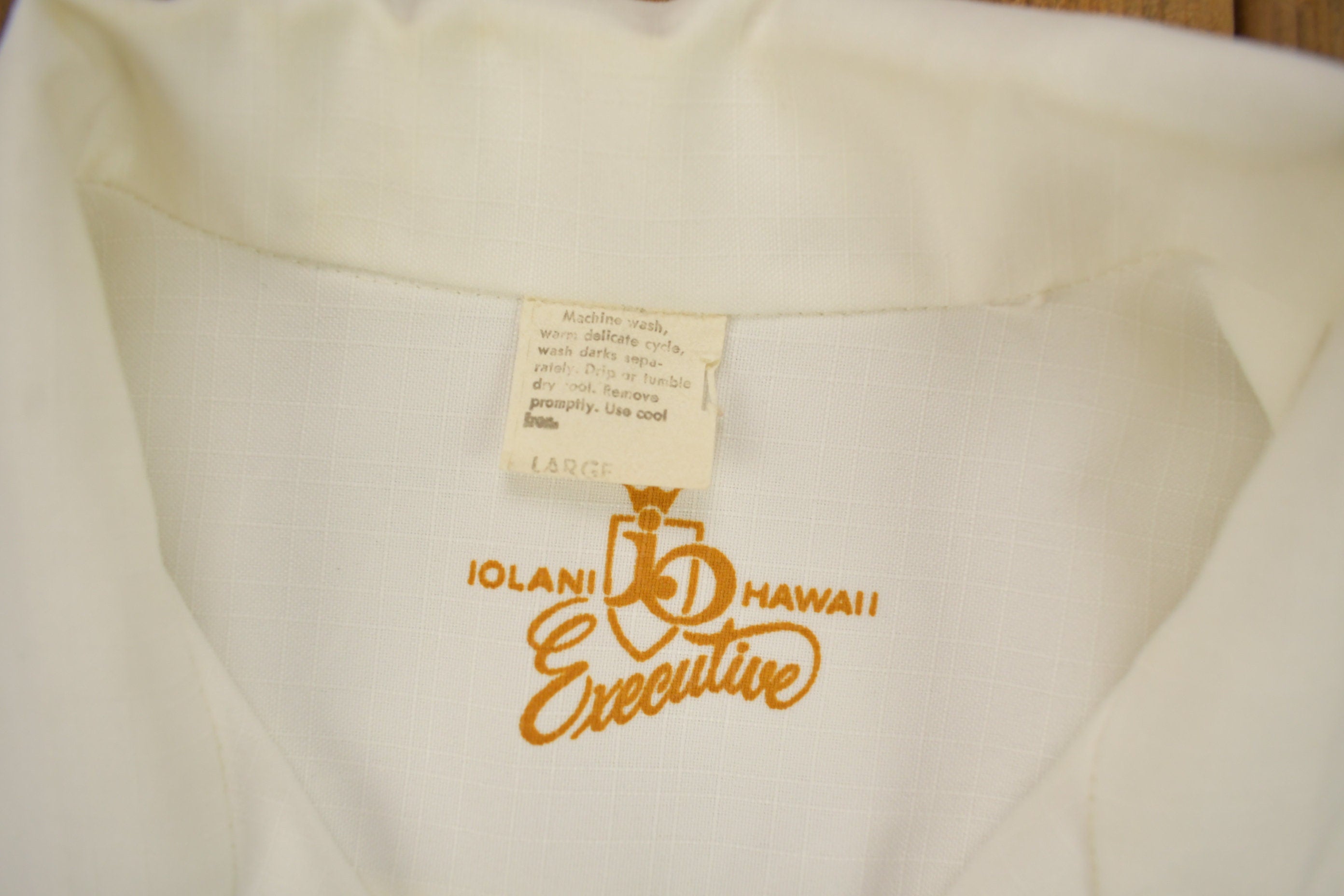 Vintage 1980s Iolani Hawaii Executive Button Up Shirt
