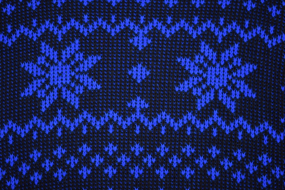Vintage 1980s Snowflake Pattern Knitted Crewneck Sweater