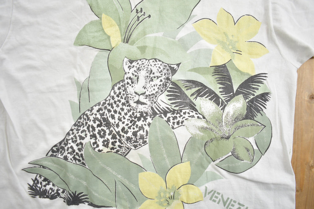 Vintage 1990s Leopard Graphic T-Shirt Streetwear