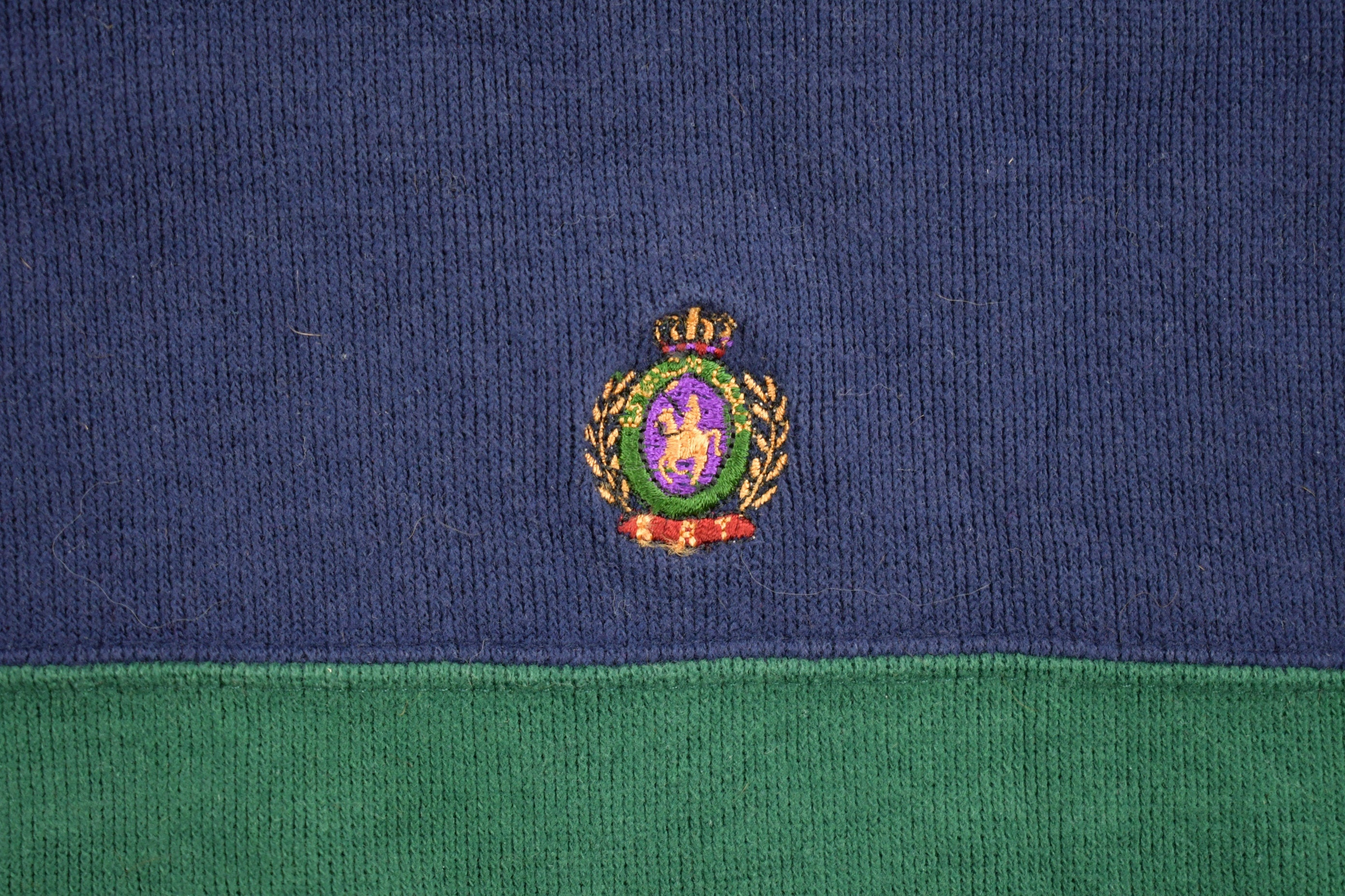 Vintage 1990s Knights Of Round Table Embroidered Crewneck Sweatshirt