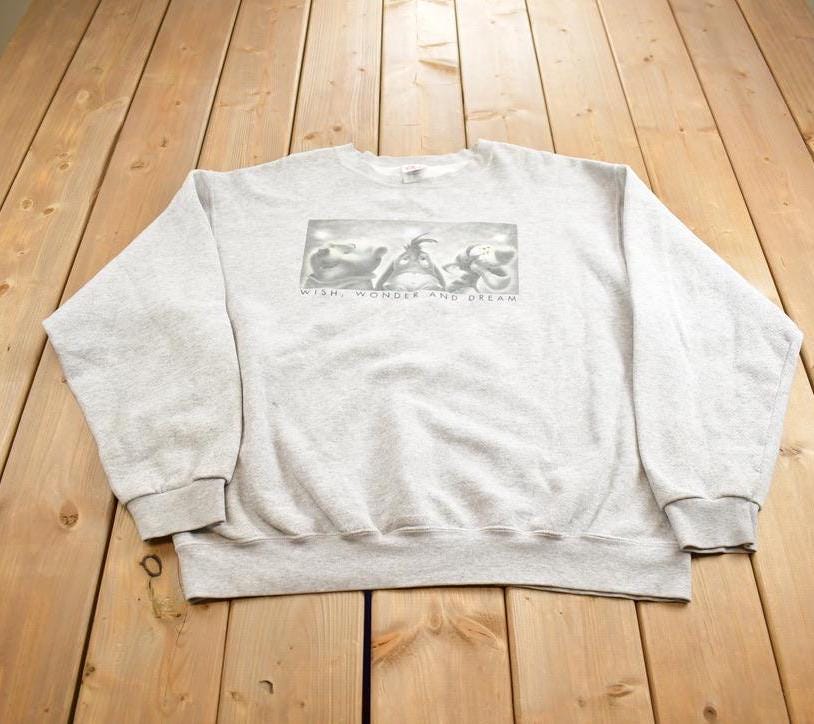Vintage 1990s Disney Store Winnie The Pooh Characters Crewneck