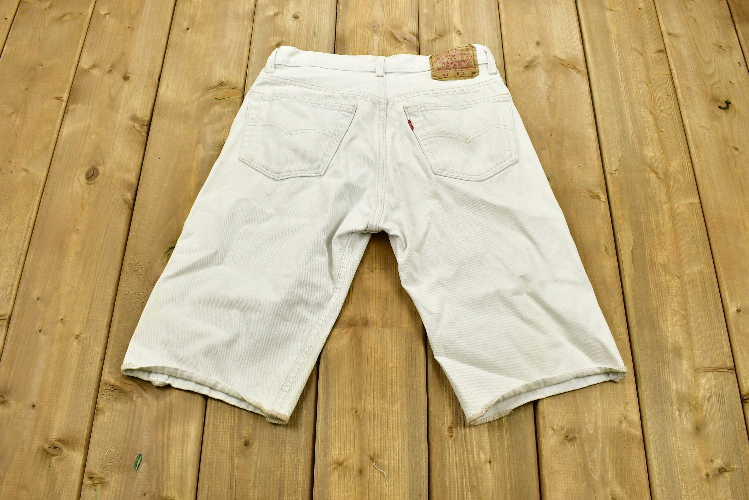 Vintage 1990s Levi's 501 Red Tab Jean Shorts Size 31